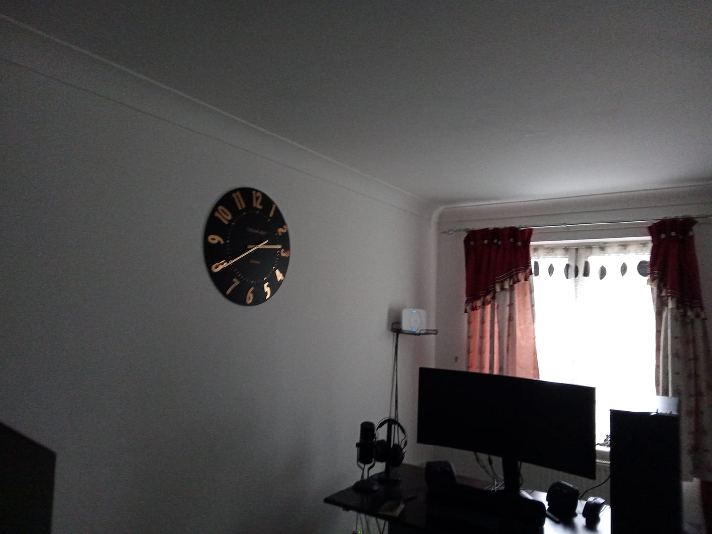 Customer photo review of Thomas Kent London. Mulberry Wall Clock 20" (51cm) Noir