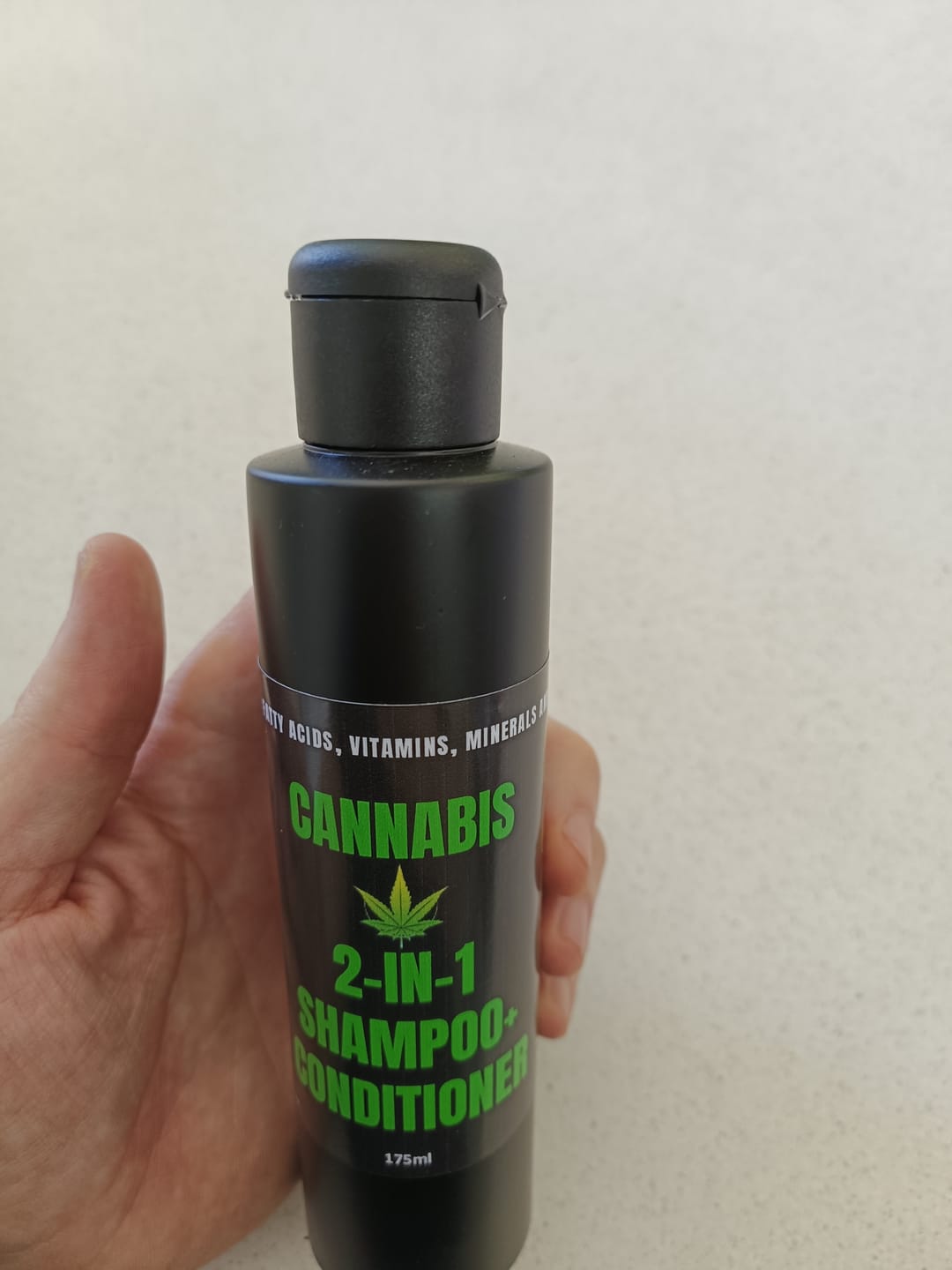 Customer photo review of Flip Top Cap (24 mm) - Black