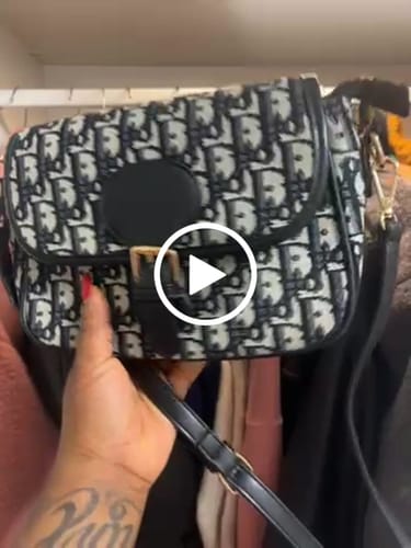 Customer video review of Dala Umhängetasche