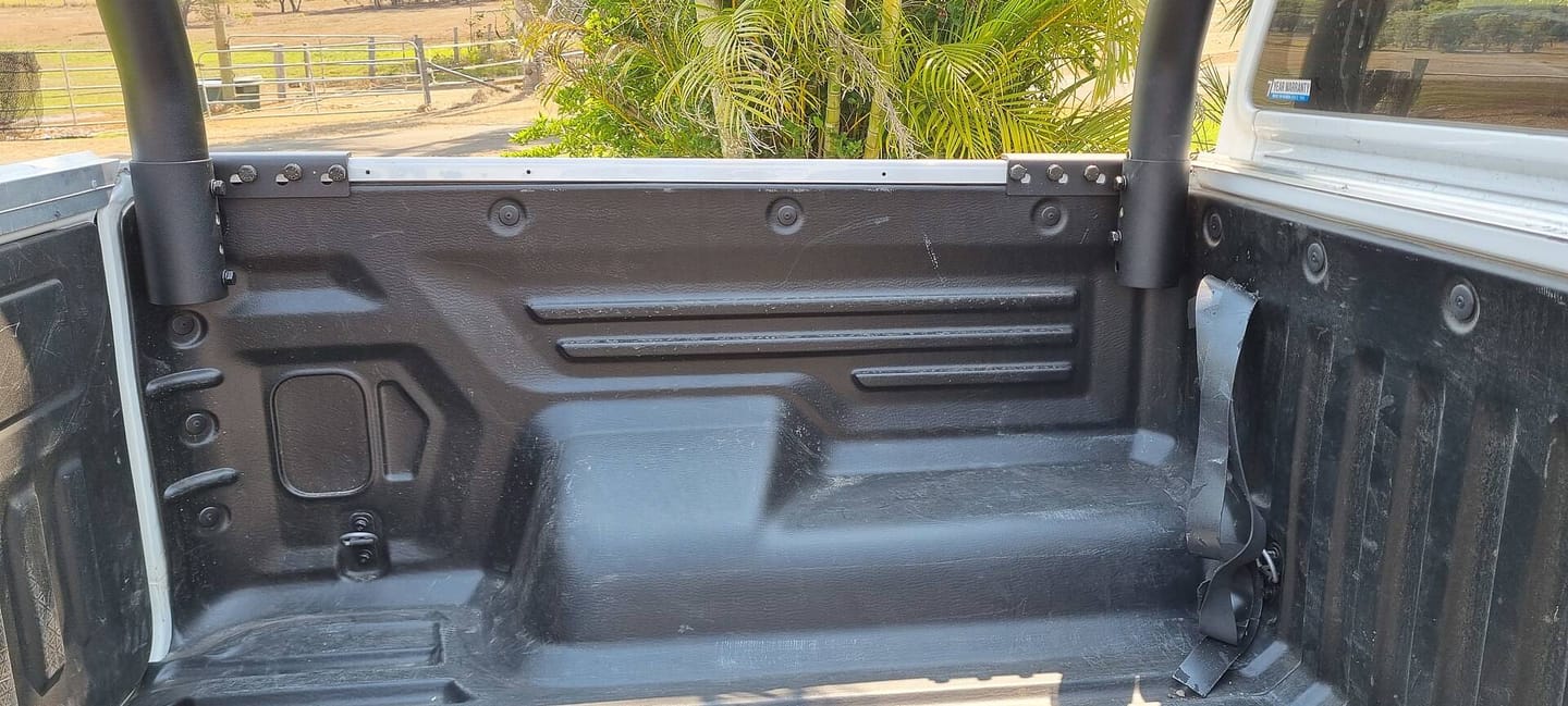 Customer photo review of Set of 2 BLACK Universal Ladder Racks - UniUte