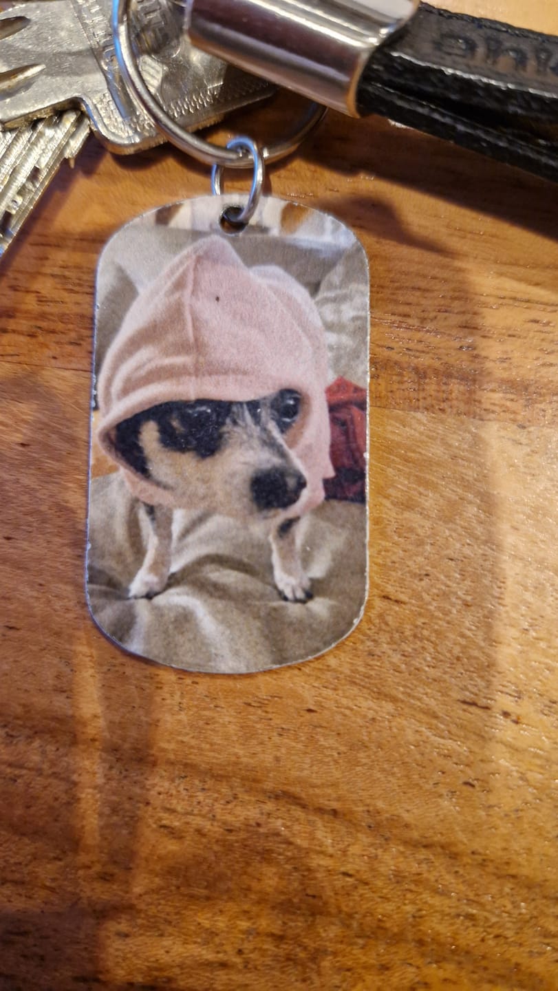 Customer photo review of Mein Zuhause - Individueller Dog Tag Schlüsselanhänger