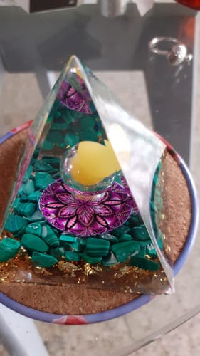 Customer photo review of Pyramide Orgonite "Guérison des Maux"