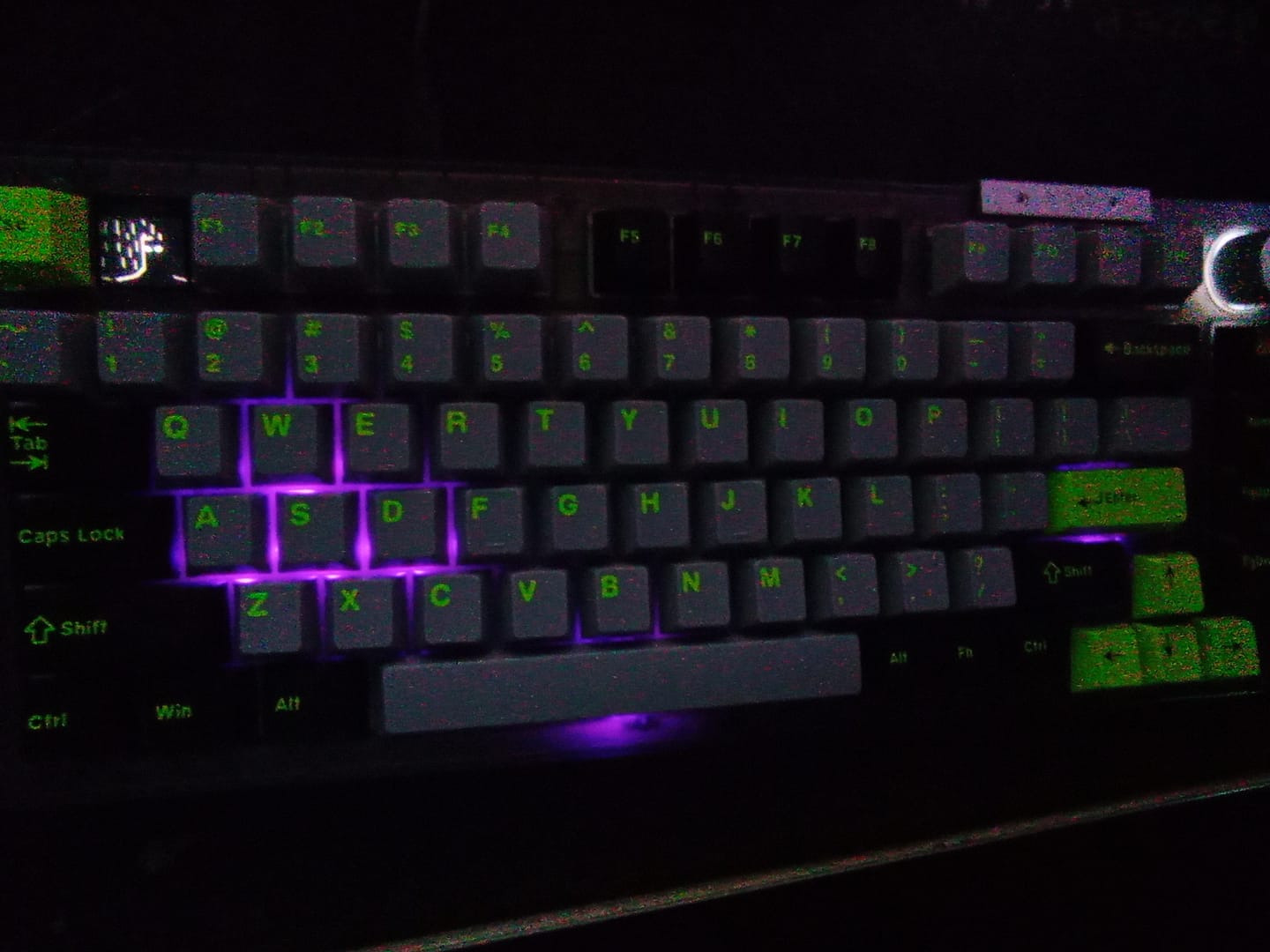 Customer photo review of Darmoshark Top75 Mekanik Klavye