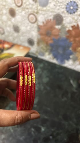 Customer photo review of Divya Shringar Red - A decent Charm