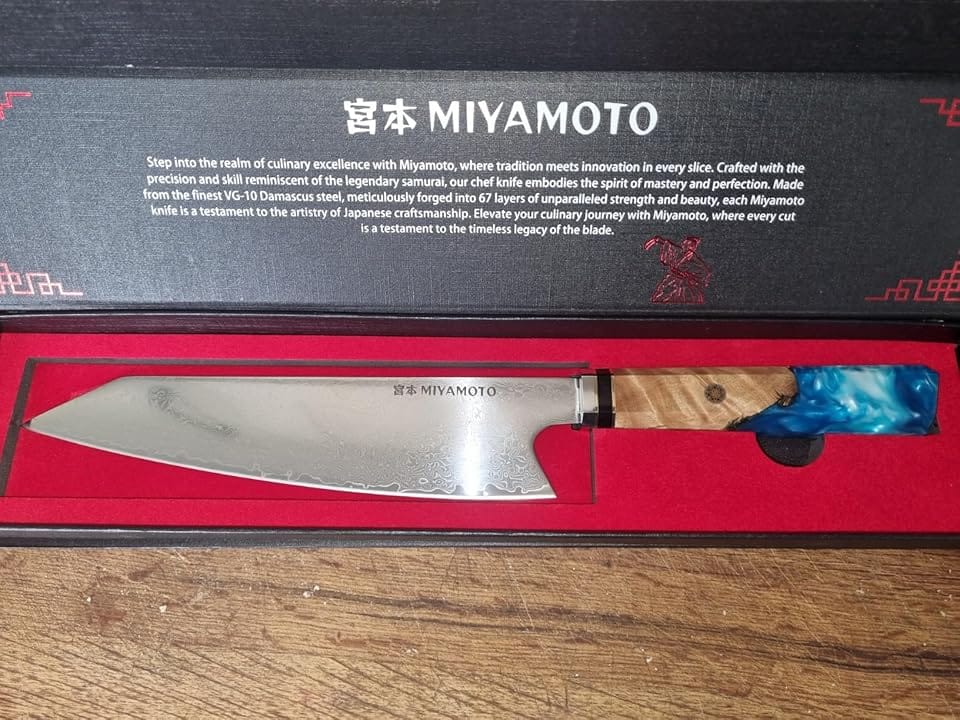 Customer photo review of Miyamoto Damascus Kiritsuke Chef Knife (Blue)