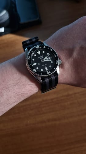 Customer photo review of Bond Nylon Watch Strap
