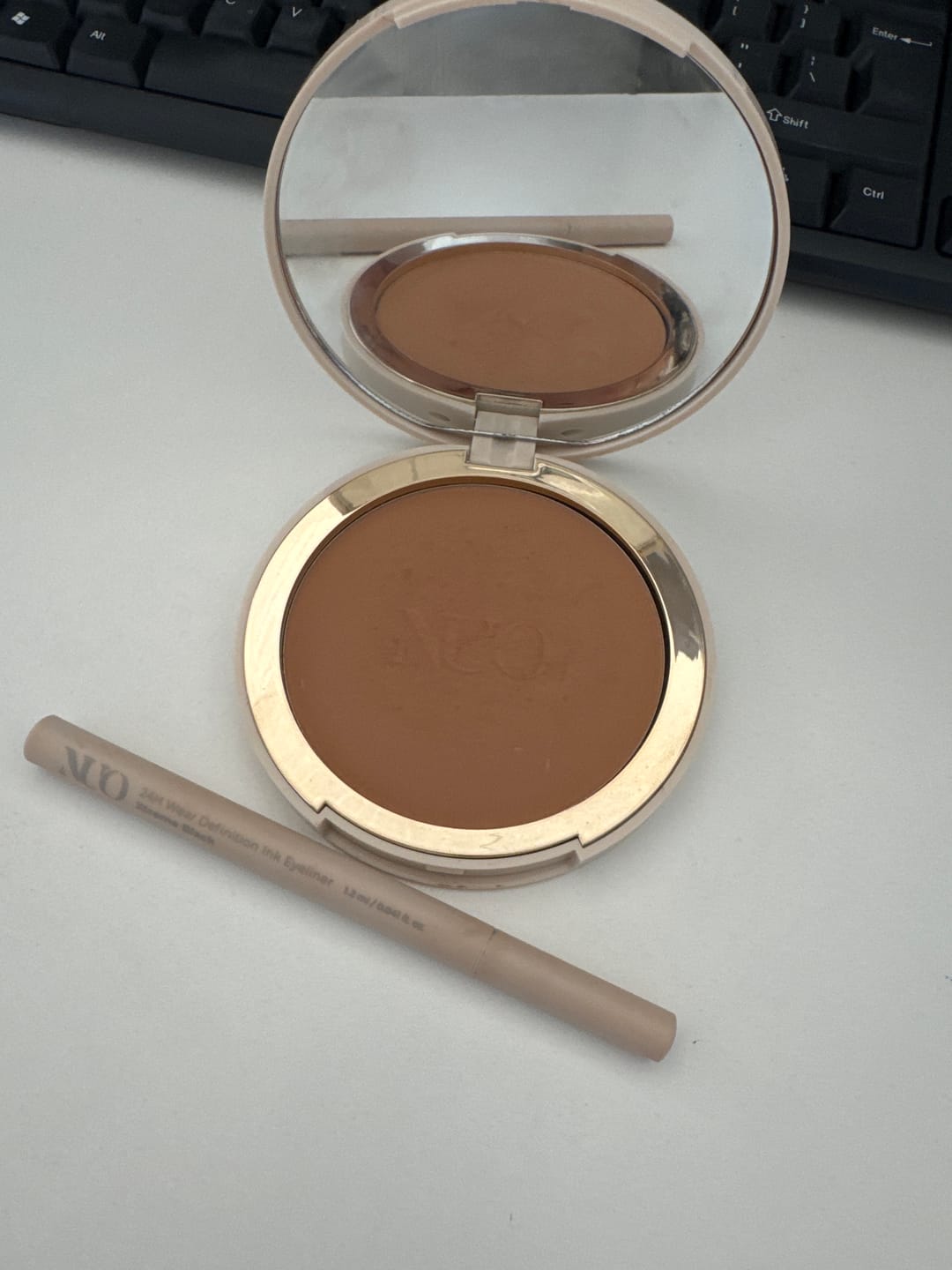 Customer photo review of Bronzer pudra cu textura ultrafina