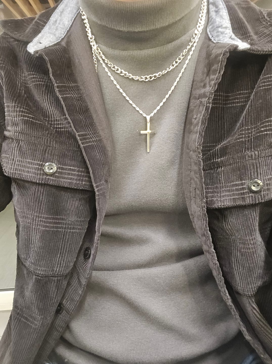 Customer photo review of Men's Double Layer Cross Pendant Charm Necklace