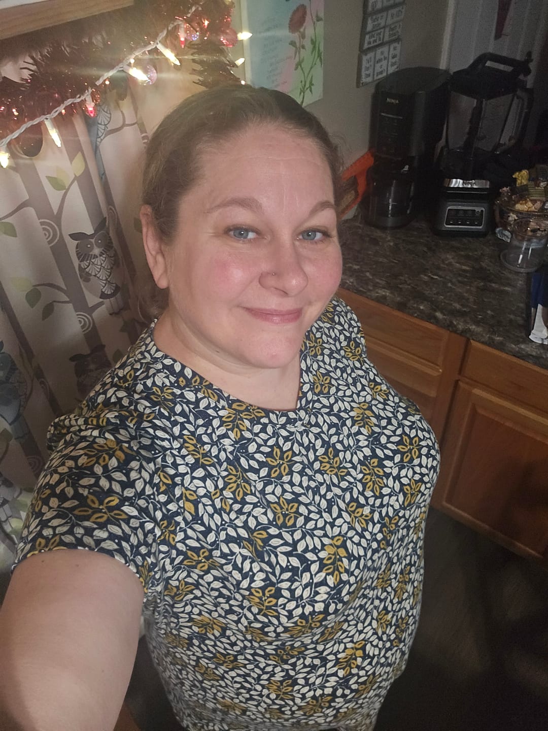 Customer photo review of V-Neck Evie T-shirt