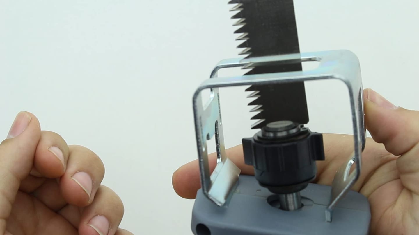 Customer photo review of FANZTOOL 20V Akku 2-in-1 Hochentaster/teleskop Heckenschere mit 2Ah Akku & Ladegerät, Reichweite bis 5 m