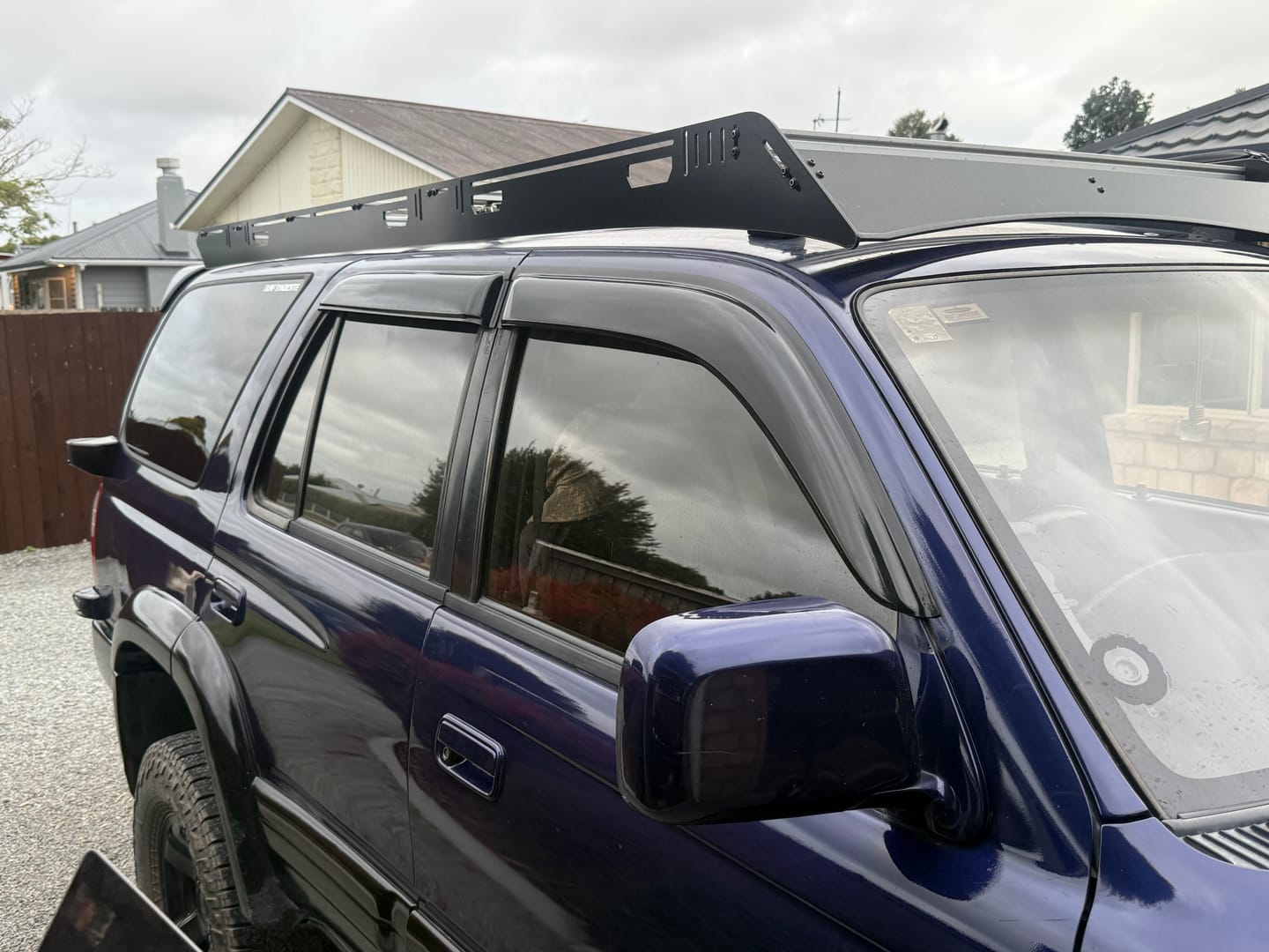 Customer photo review of Slimline Weathershield / Monsoon Guard Set l 3rd Gen 96 - 02