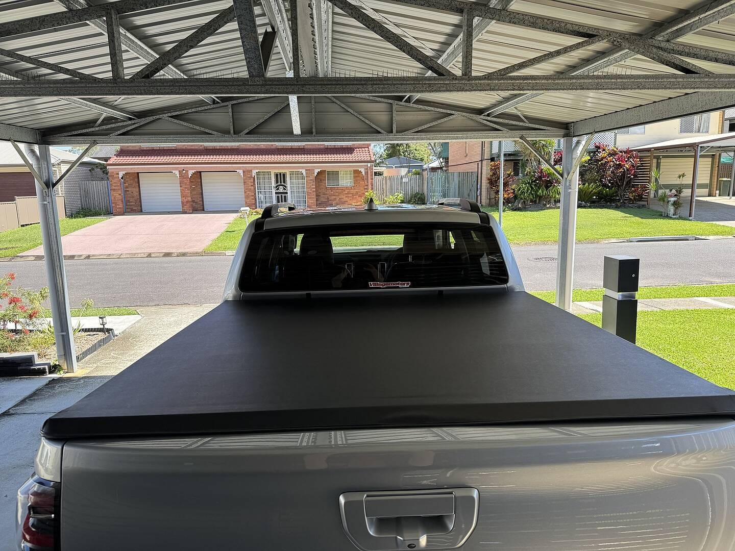 Customer photo review of Soft Roll Up Tonneau Cover for GWM CANNON Ute 2020+ - UniUte