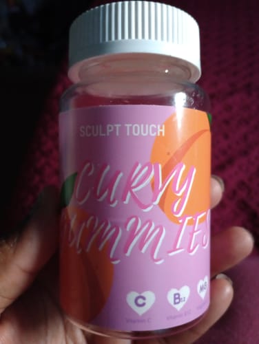 Customer photo review of Curvy Gummies | Butt Sculpting & Weight Management