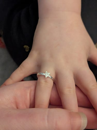 Customer photo review of Children's Sterling Silver Adjustable Clear Diamante Star Ring