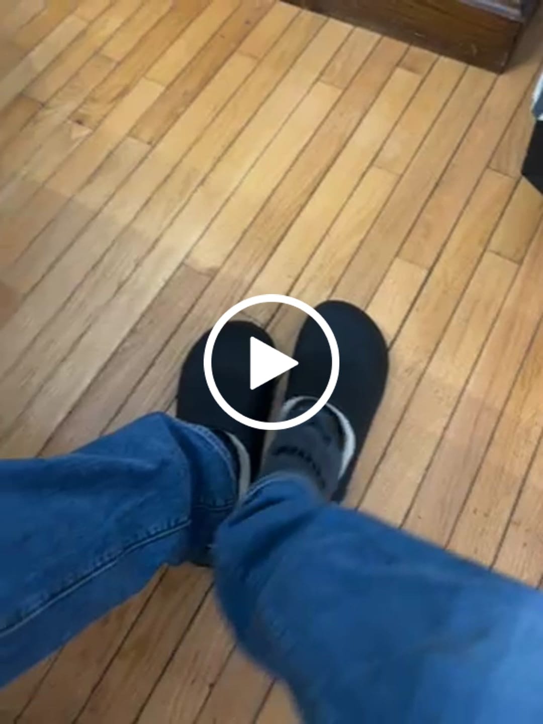 Customer video review of Cloud Slides - Men's Cozy Fur