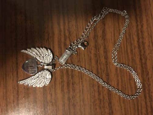 Customer photo review of Collana Angelo Mio Con Incisione Personalizzata