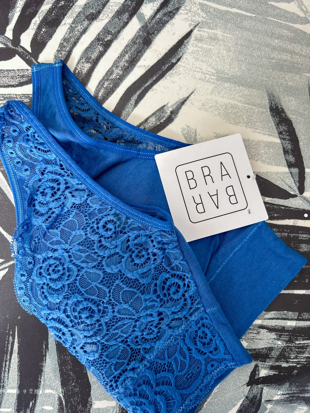 Customer photo review of SOFT V LACE BRALETTE