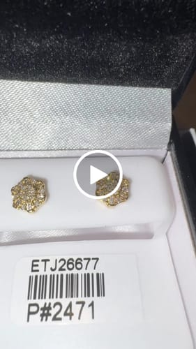 Customer video review of *NEW* 14K 💎💎 Hexagon Style Diamonds Earrings JTJ™