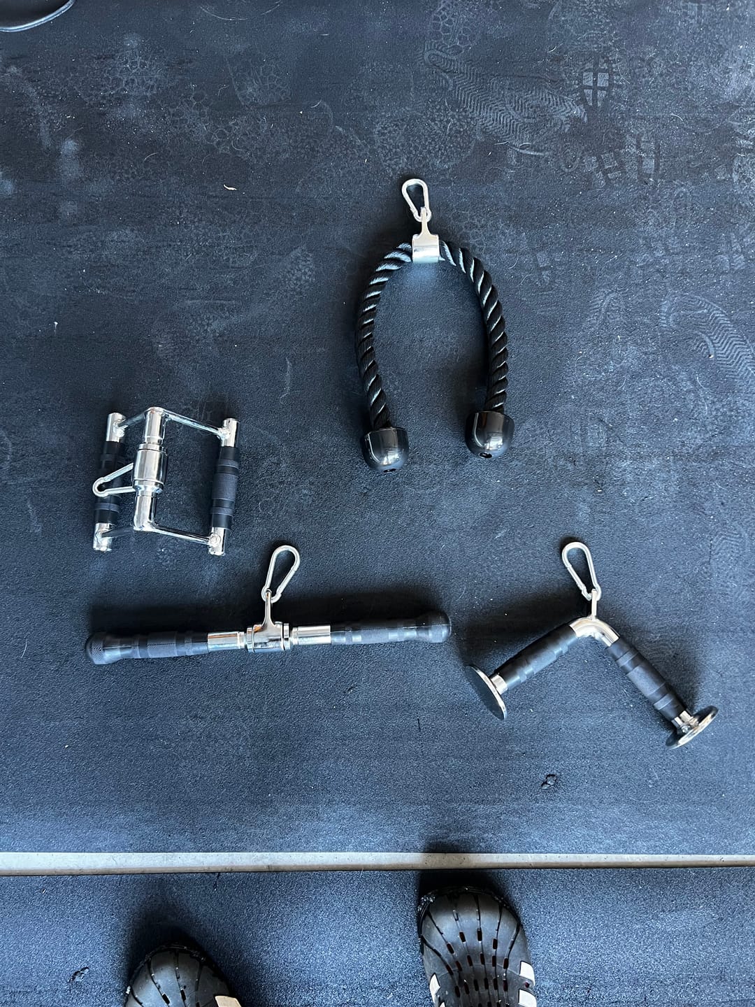 Customer photo review of RitFit LAT Pulldown Attachments Cable Machine Attachments Bundles