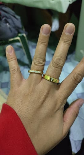 Customer photo review of Sant' Andrea Wedding Rings