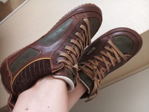 Customer photo review of Zapatilla B1. Cafe