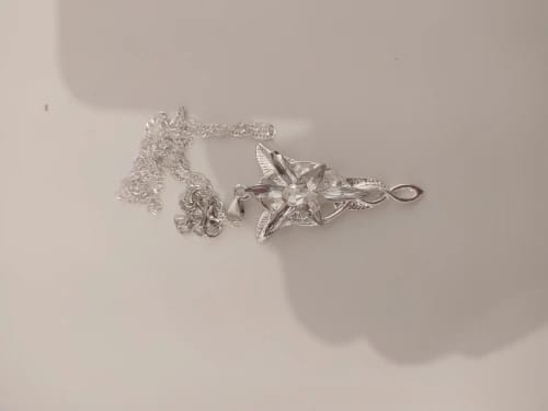 Customer photo review of Colgante de La Estrella de la Tarde