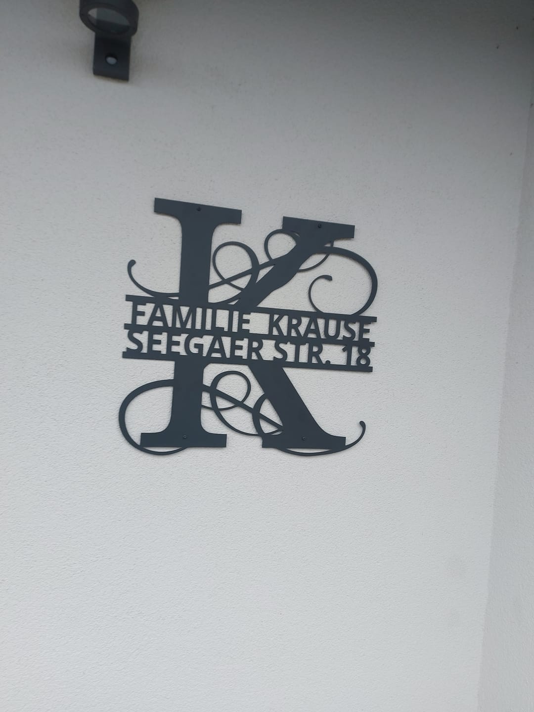 Customer photo review of Namens-Monogramm zweizeilig (personalisierbar)