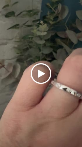 Customer video review of Versa Lab Grown Diamond Band Ring