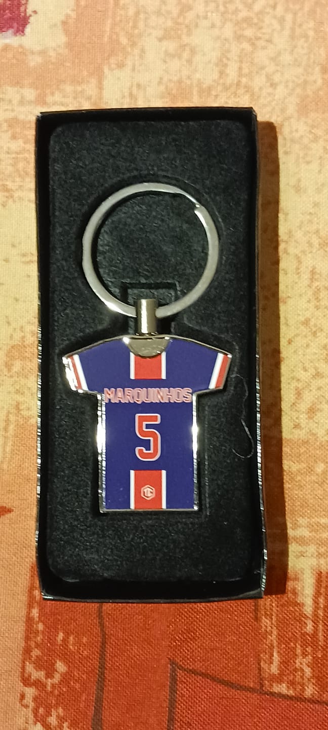 Customer photo review of Porte-clés métal maillot foot PARIS SG n°2 personnalisable - TEAMCOQUES