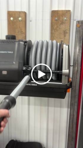 Customer video review of Grandstorm Retractable Vacuum Cleaner