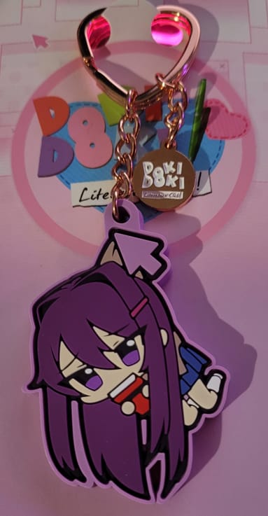 Customer photo review of Doki Doki Literature Club - Yuri Mouse Pointer Rubber Keychain