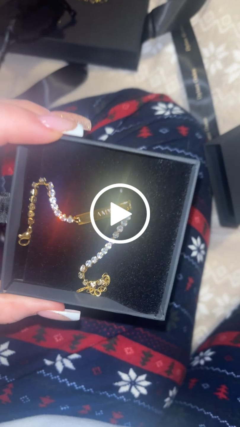 Customer video review of Engraved Tennis Bracelet Gold