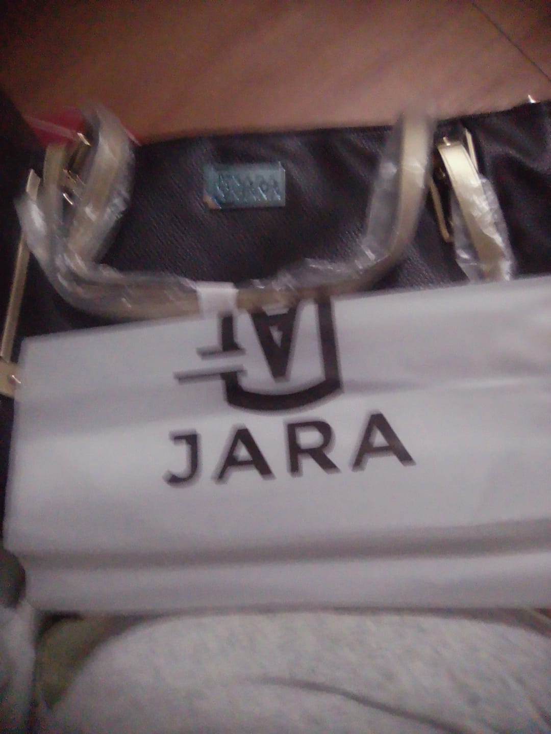 Customer photo review of VENICE LEATHER TOTE BAG