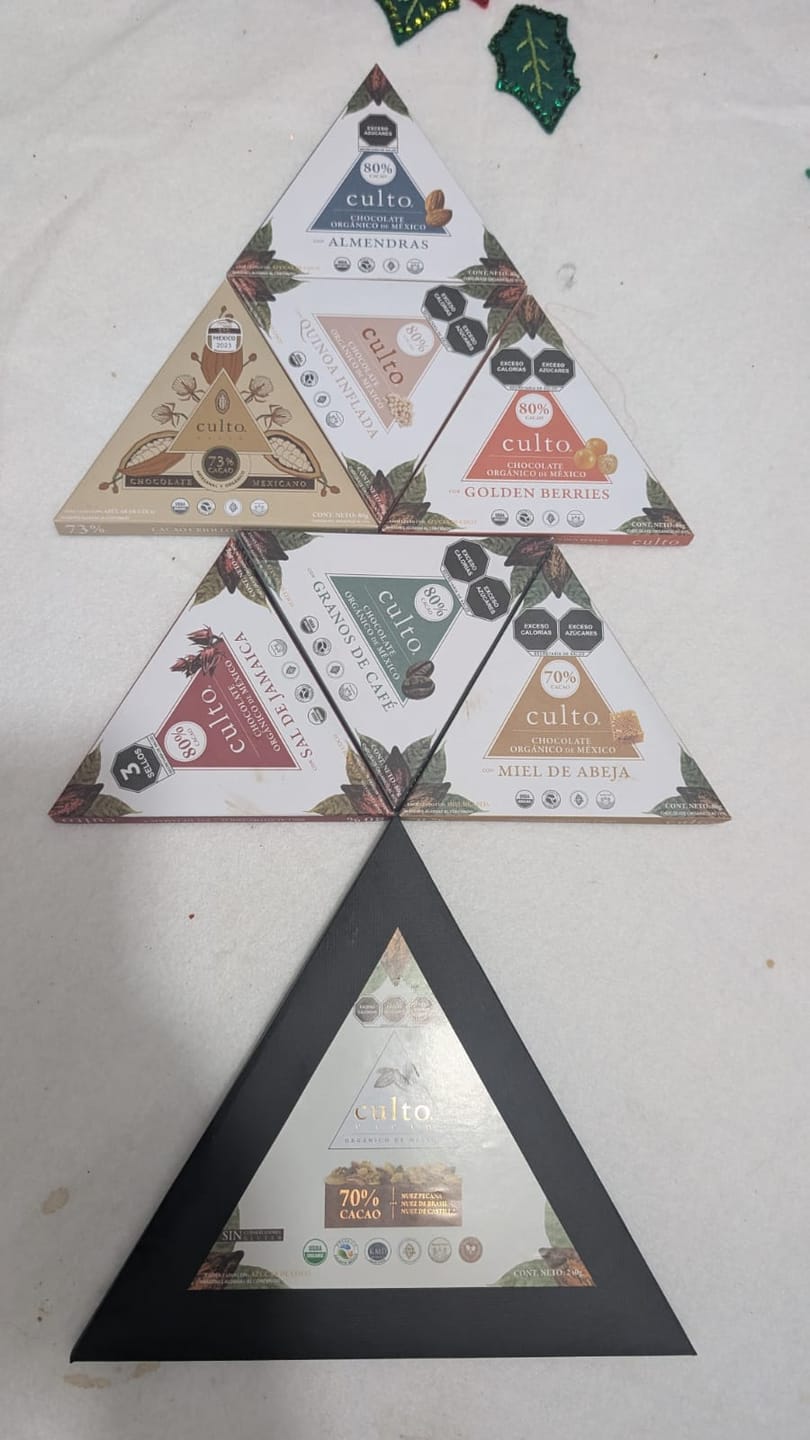 Customer photo review of 80% Chocolate Amargo con Almendras | 80gr