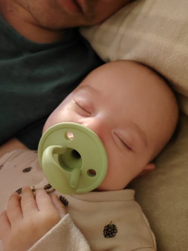 Customer photo review of NUEVO Kit Chupete CLÁSICO + Chupete DIAMOND Nenina & Co