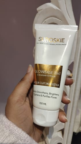 Customer photo review of GlowEase 2 in 1 Cleanser & Mask