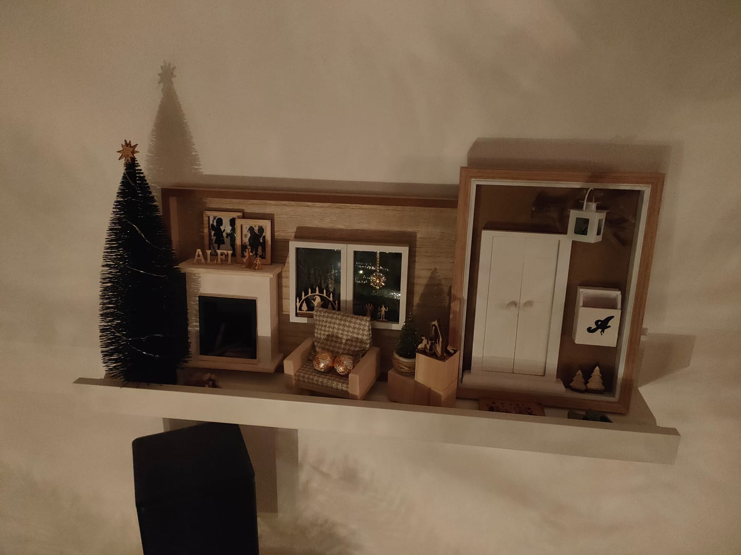 Customer photo review of Holz Deko - Miniaturen für die Wichtelwelt - Krippe - inkl. Fußmatte