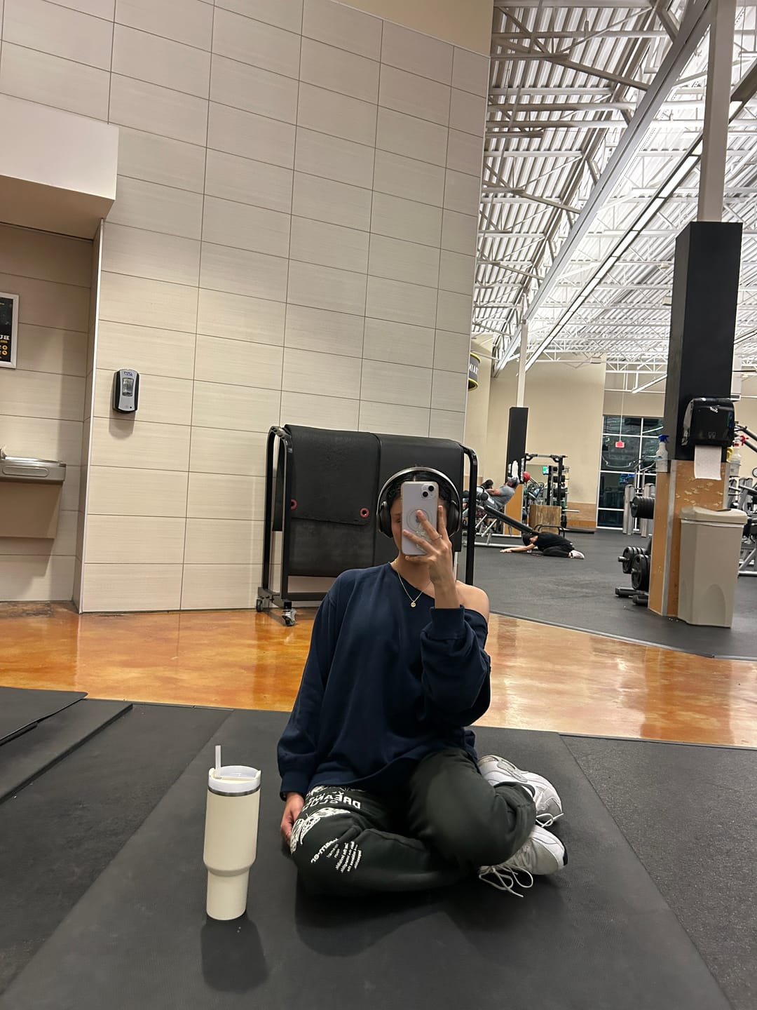 Customer photo review of W211 Dreamers Joggers
