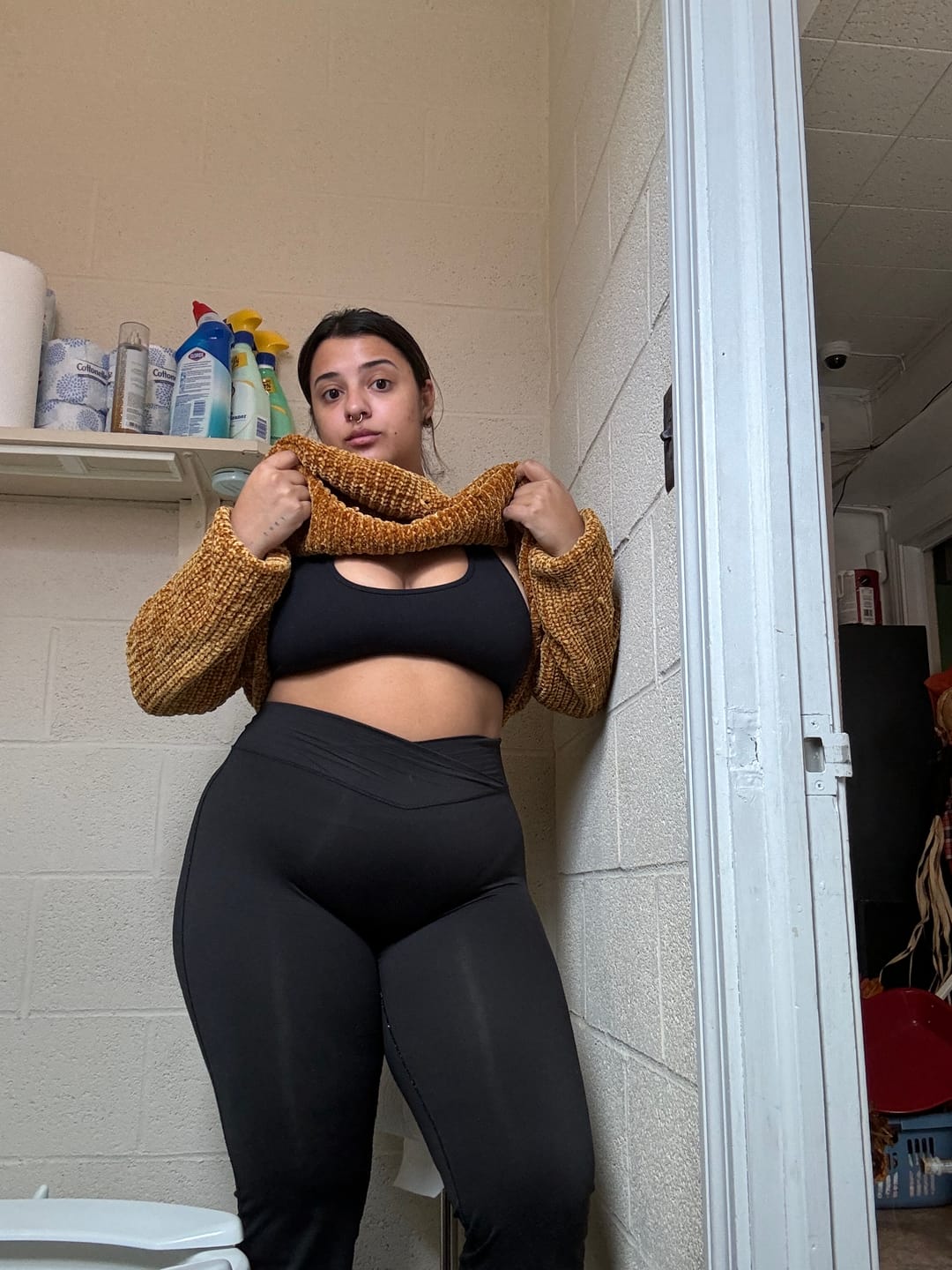 Customer photo review of W215 Vital Flare Pants