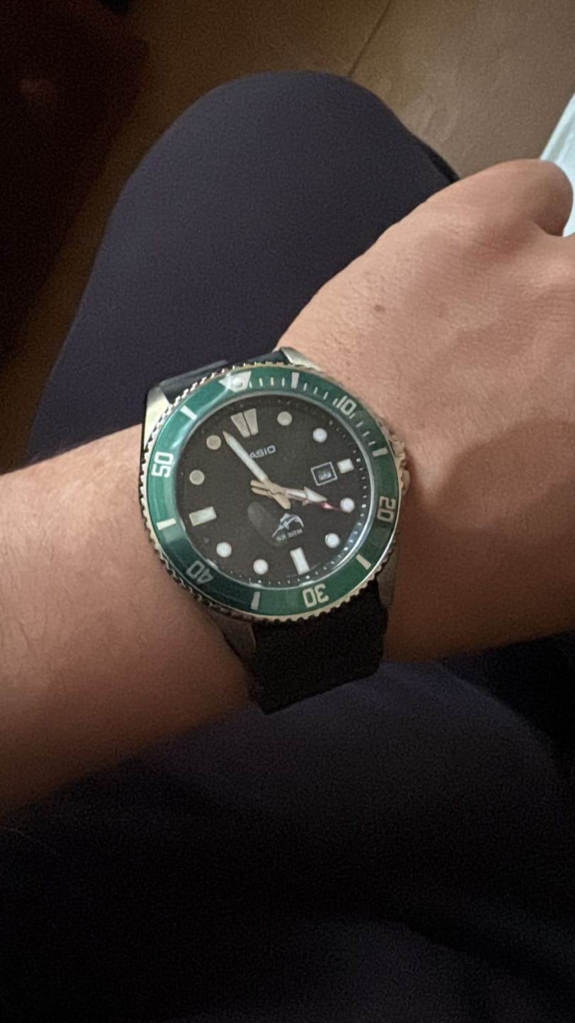 Customer photo review of Reloj Casio Submariner Marlin Duro MDV-106B-1A3VCF Kermit Buceo [EXCLUSIVO]