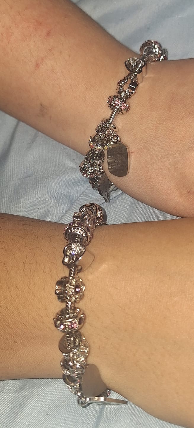 Customer photo review of Mother Daughter Eternal Love Bracelets