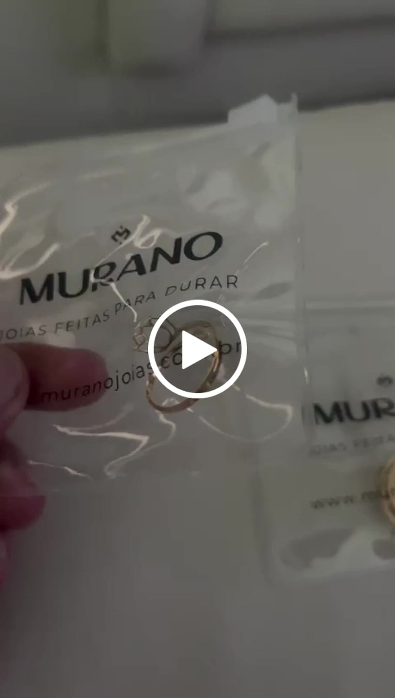 Customer video review of Bracelete Love Banhado em Ouro 18k