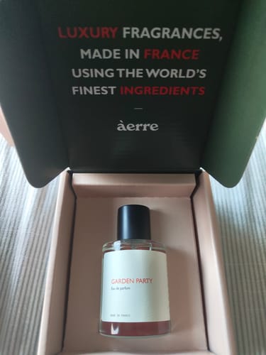 Customer photo review of Garden Party