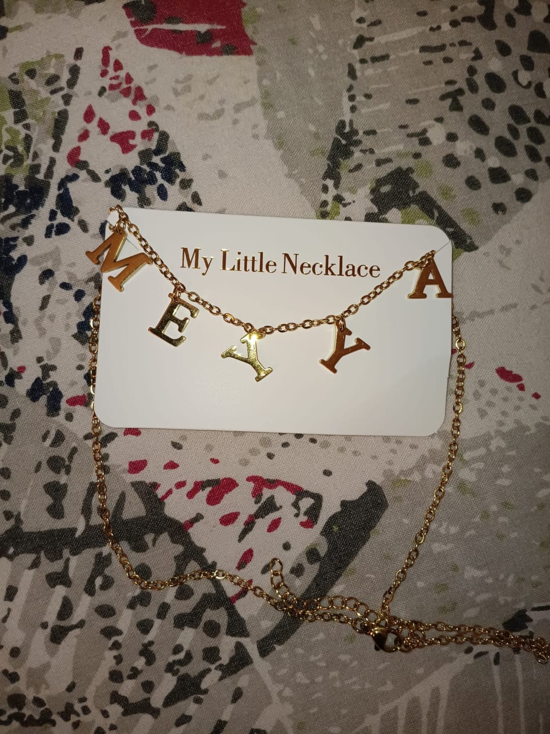 Customer photo review of Collier Personnalisable Initiales Suspendues
