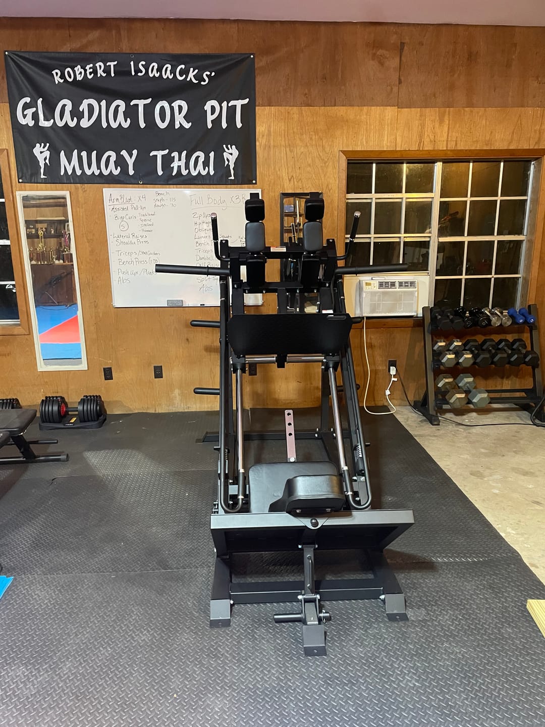 Customer photo review of RitFit GAZELLE PRO 3-In-1 Leg Press and Hack Squat Machine
