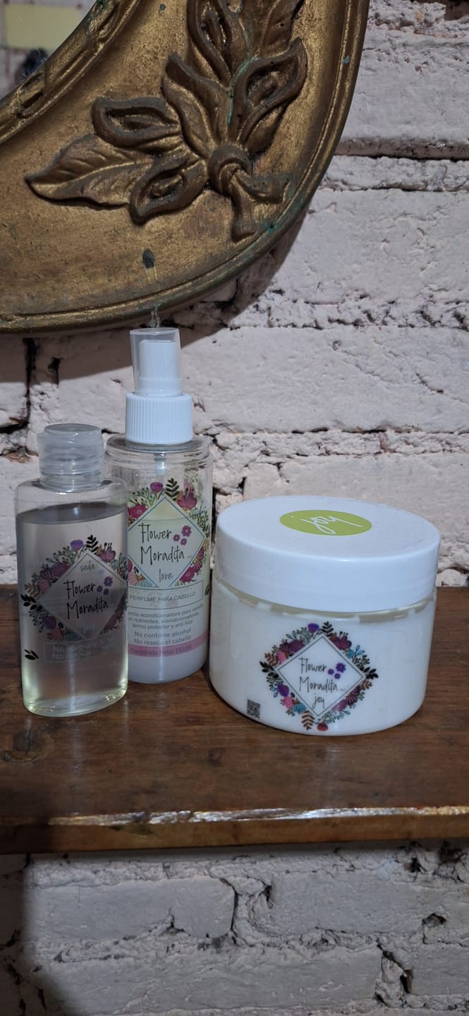 Customer photo review of Crema reparadora para peinar