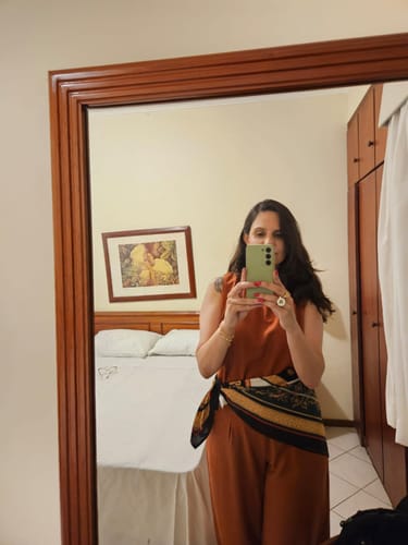 Luciana I. review of Calça Pantalona Graviola Terracota image 1 out of 1