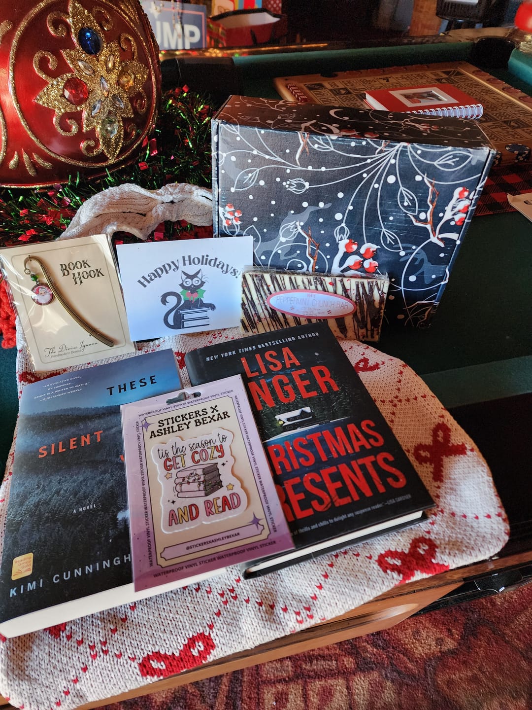 Customer photo review of PRE-ORDER Holiday Book Box Featuring Mystery/Thriller Books