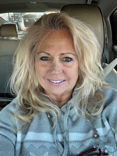 Customer photo review of lipstick farrah - limited edition