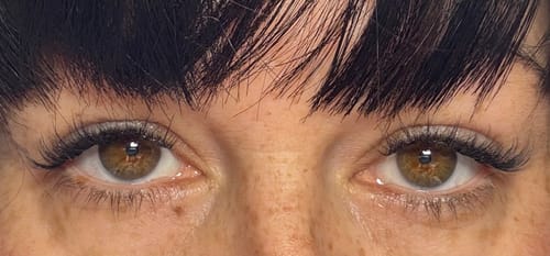 Customer photo review of Pre-Glued Lashes Starter Kit